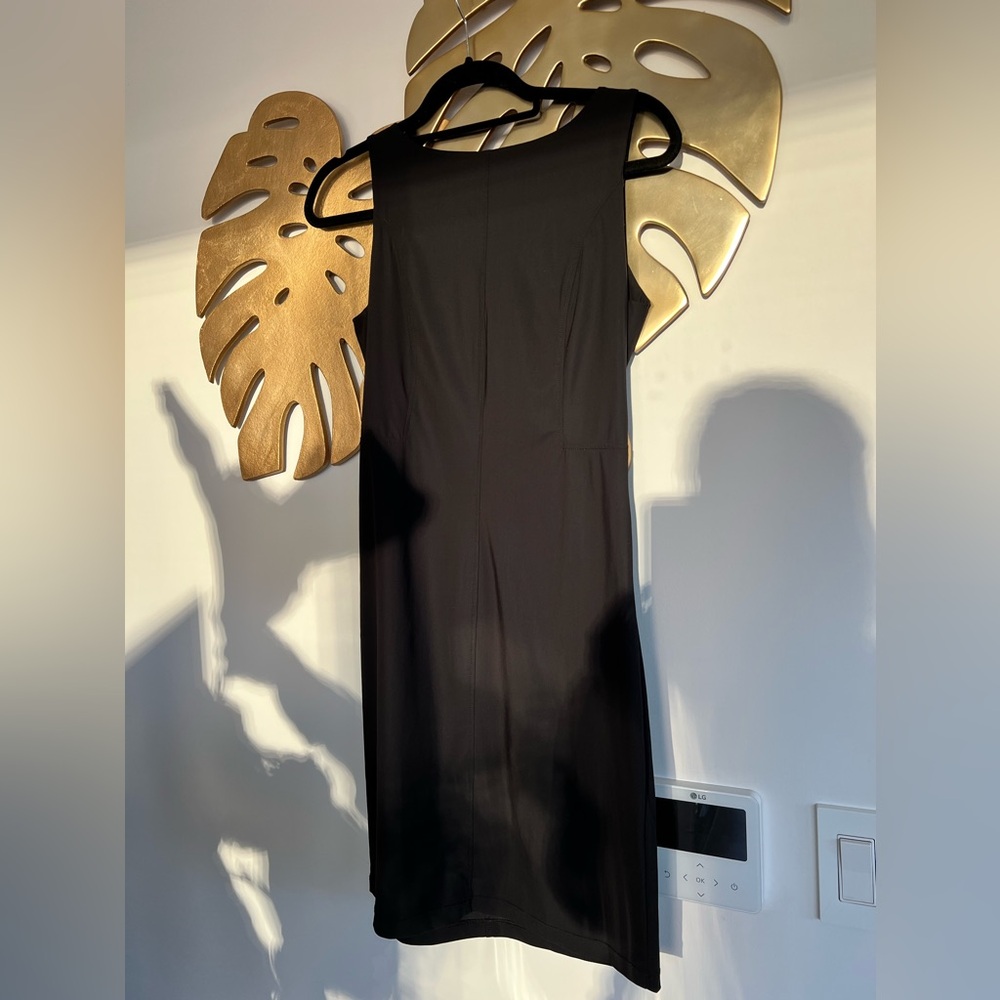 Sarah Pacini black shift dress